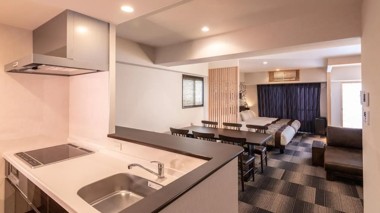 Zen Kyoto Apartment Hotel 3*,  日本